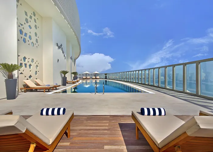 The Curve Hotel Doha